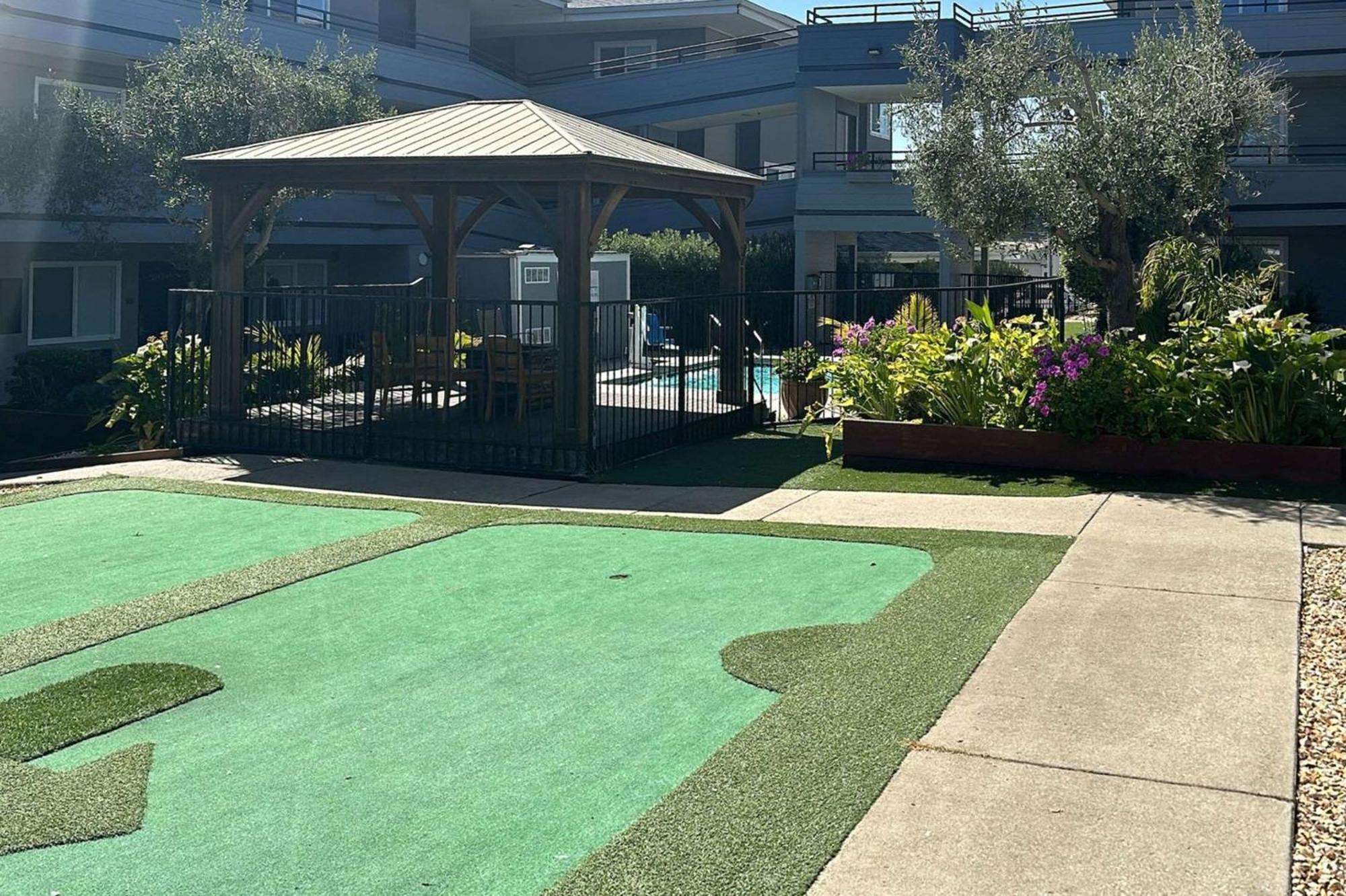 Country Inn & Suites By Radisson, Monterey Beachfront-Marina, Ca Dış mekan fotoğraf